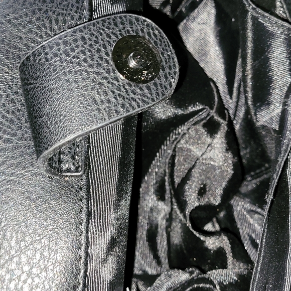 CLEMENTS RIBEIRO Black Pebbled Leather Cross-Body/Shoulder Bag - Picture 11 of 13